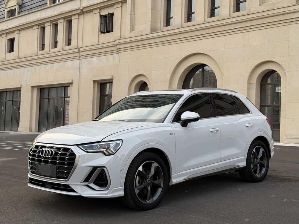 Audi Audi Q3