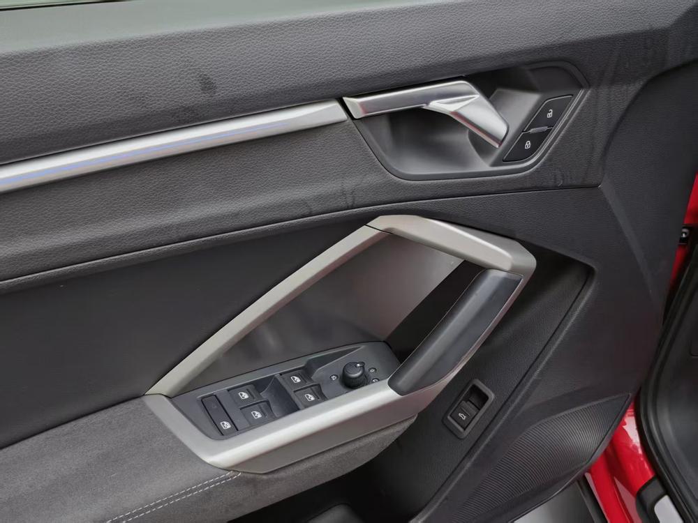 Audi Audi Q3