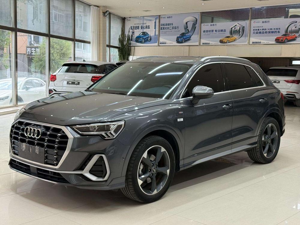 Audi Audi Q3