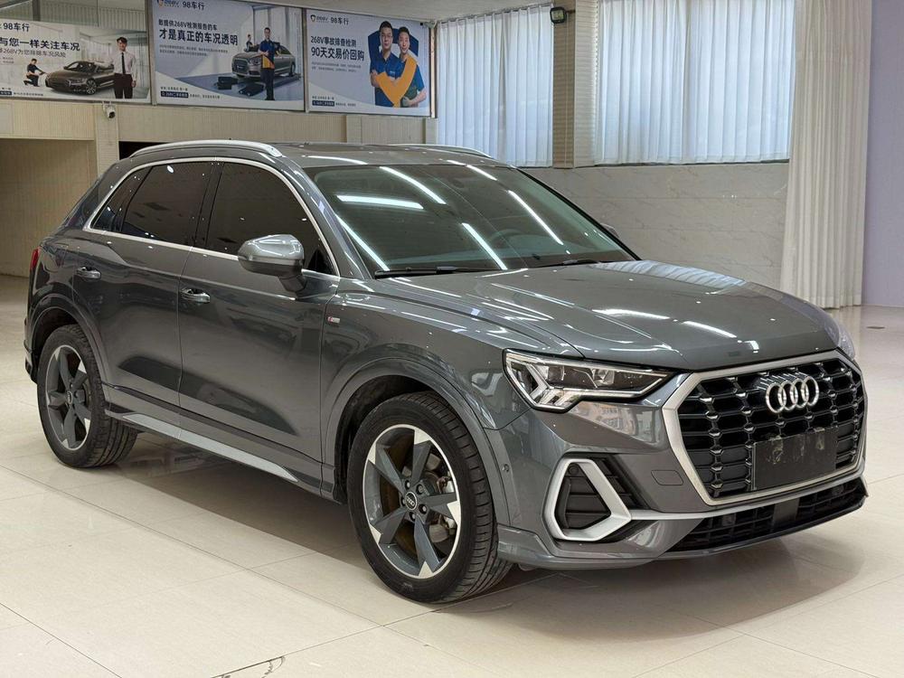 Audi Audi Q3