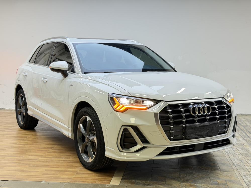 Audi Audi Q3