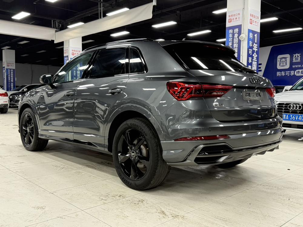 Audi Audi Q3