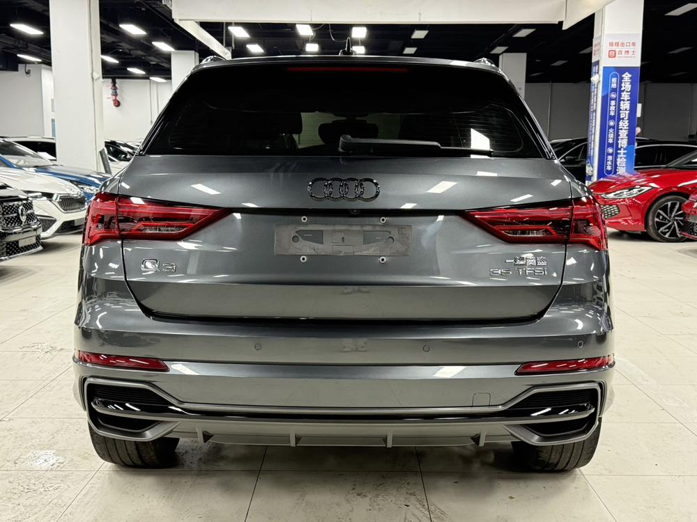 Audi Audi Q3