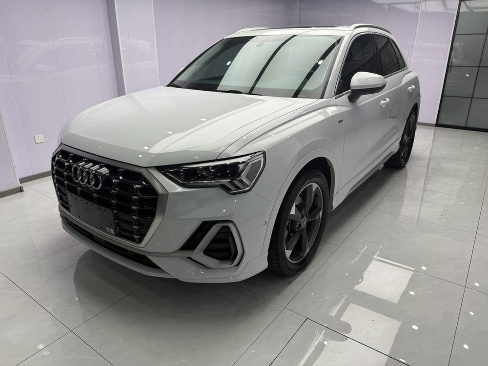 Audi Audi Q3