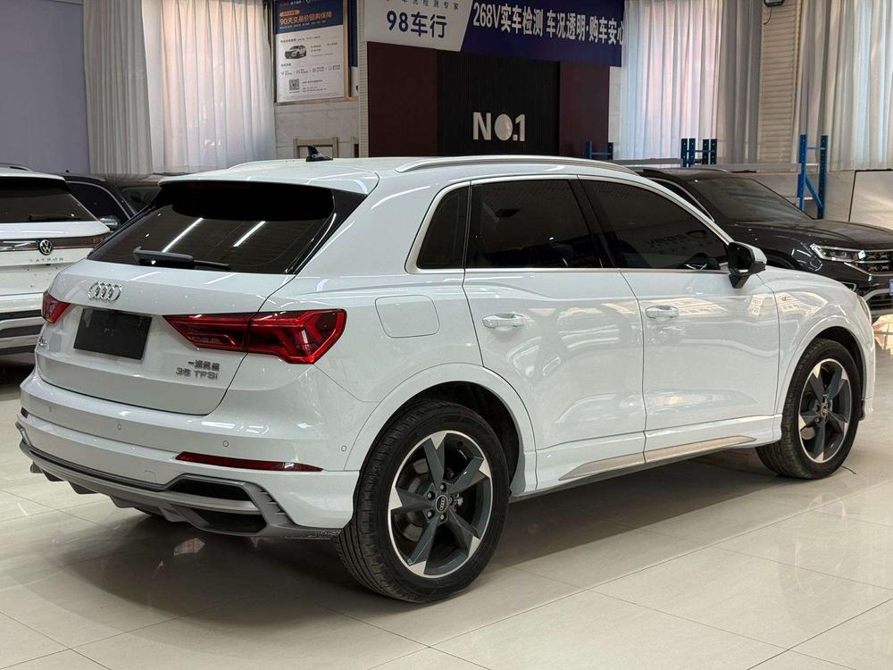 Audi Audi Q3