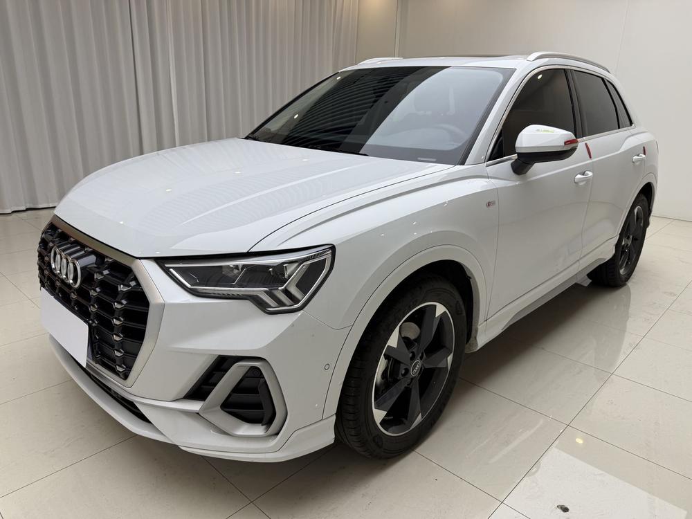 Audi Audi Q3