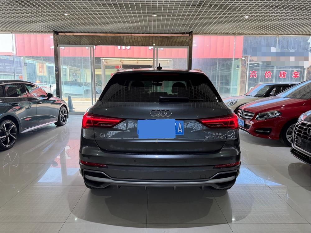 Audi Audi Q3