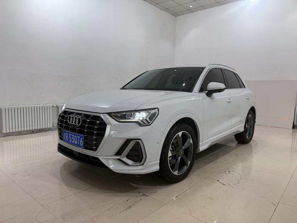 Audi Audi Q3