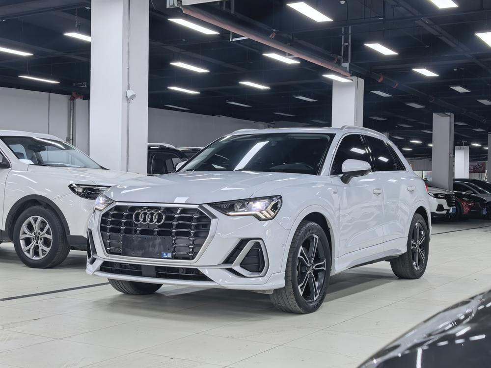 Audi Audi Q3