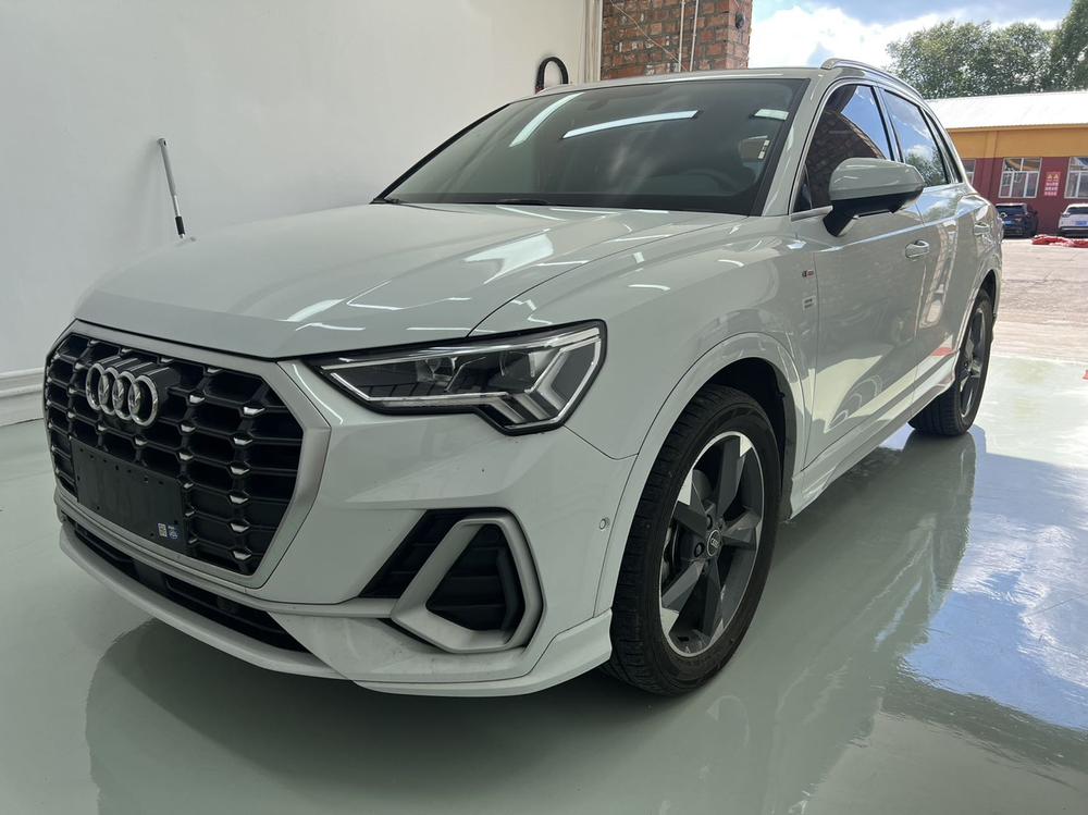 Audi Audi Q3