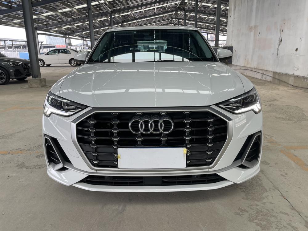 Audi Audi Q3