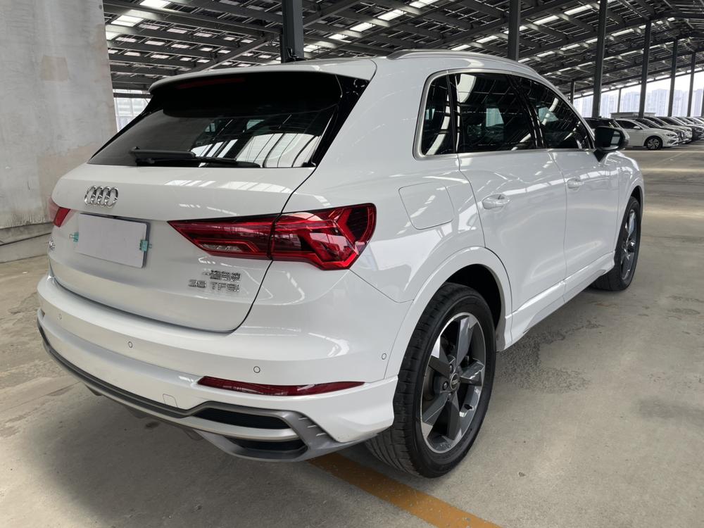 Audi Audi Q3