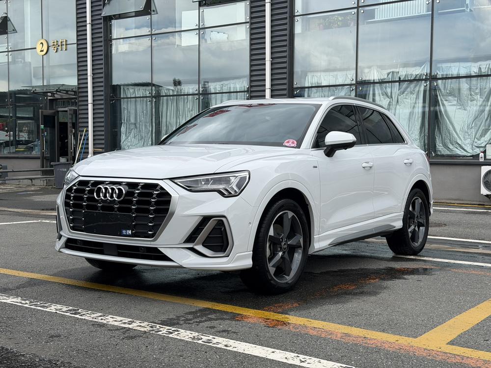 Audi Audi Q3
