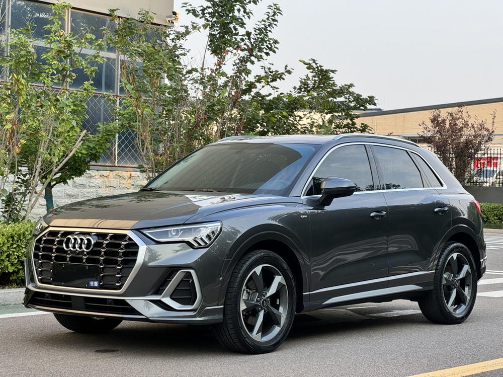 Audi Audi Q3