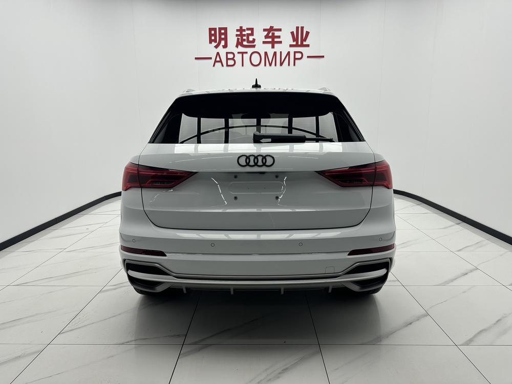 Audi Audi Q3
