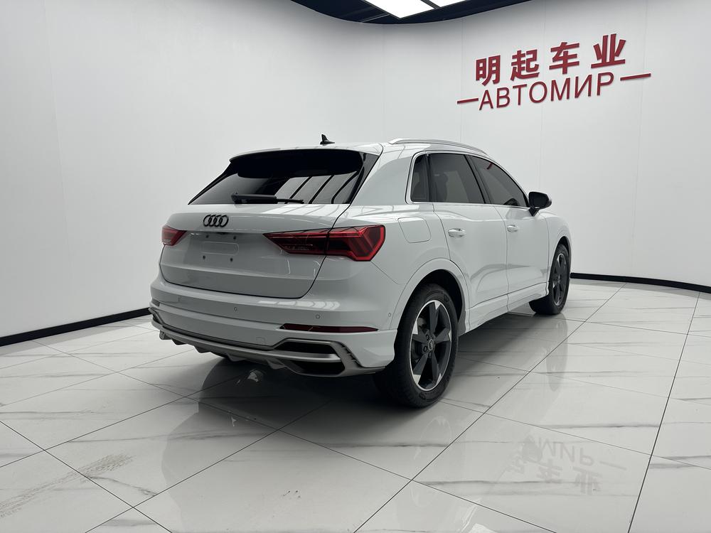Audi Audi Q3