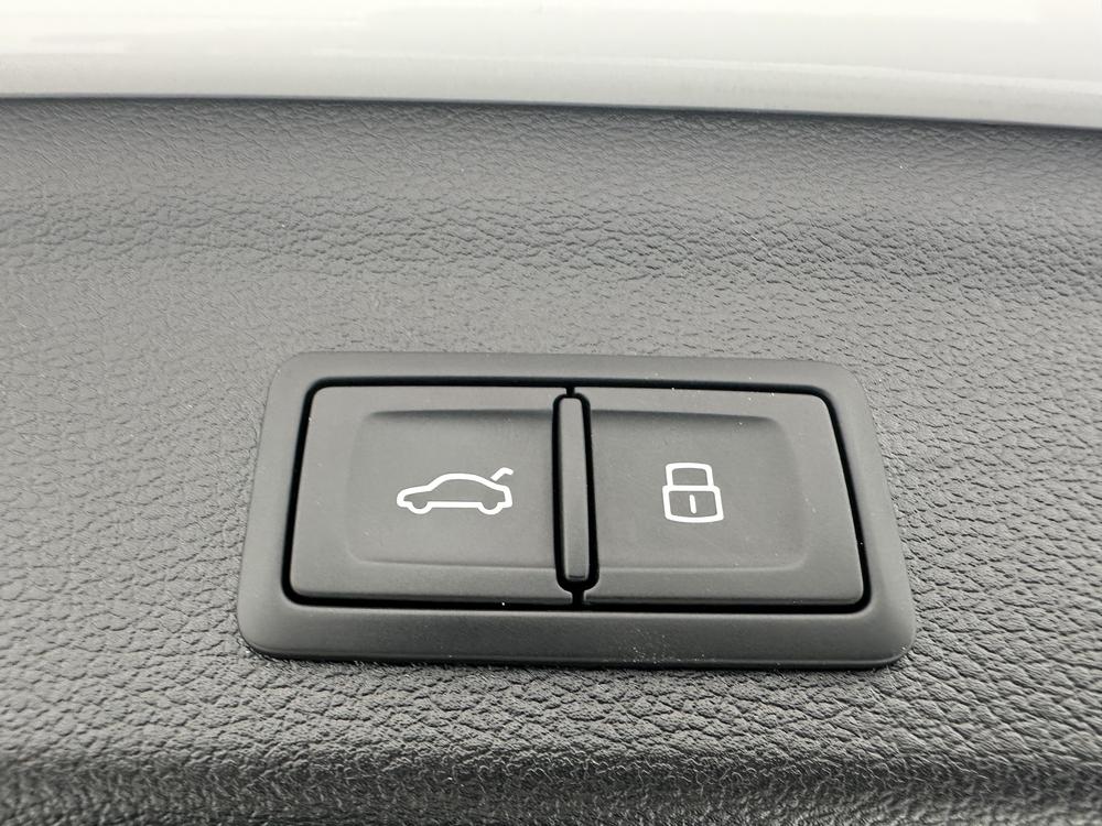 Audi Audi Q3