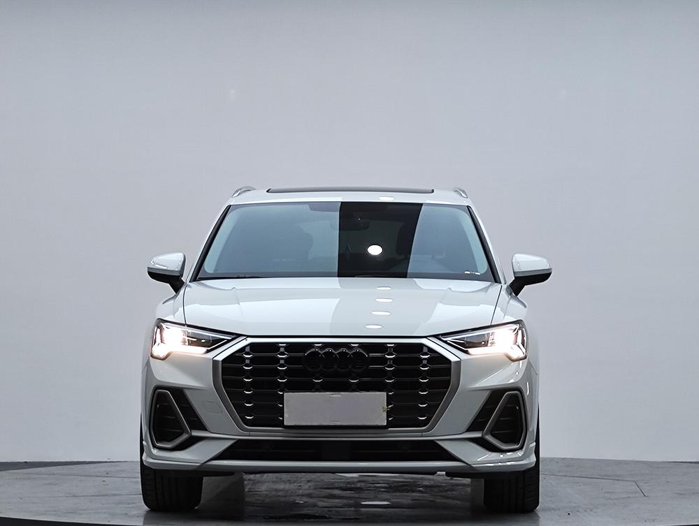Audi Audi Q3