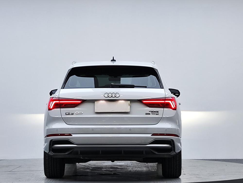 Audi Audi Q3