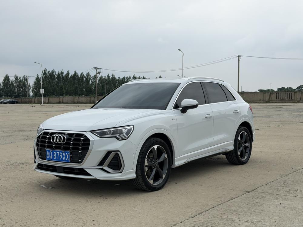 Audi Audi Q3