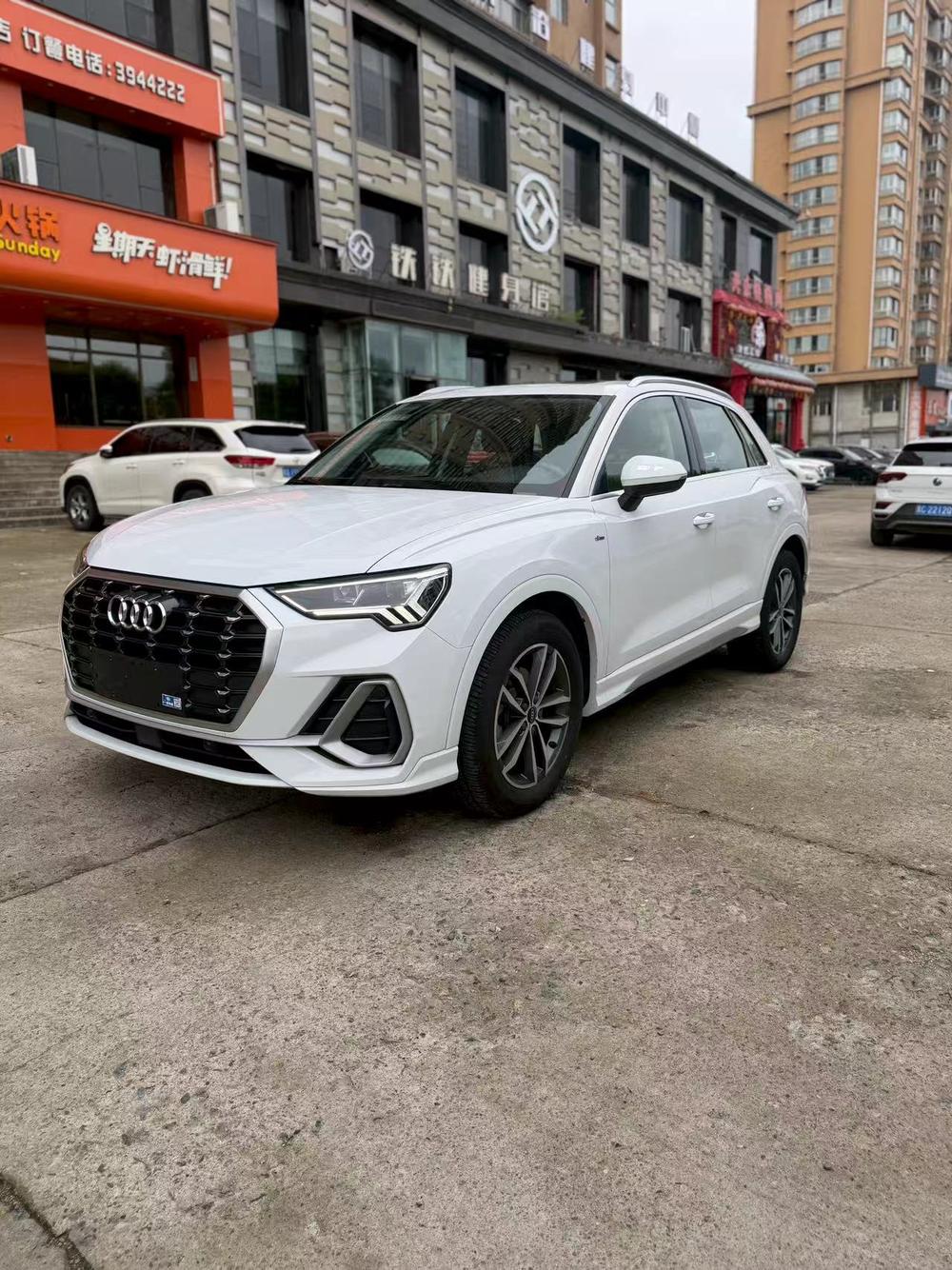 Audi Audi Q3