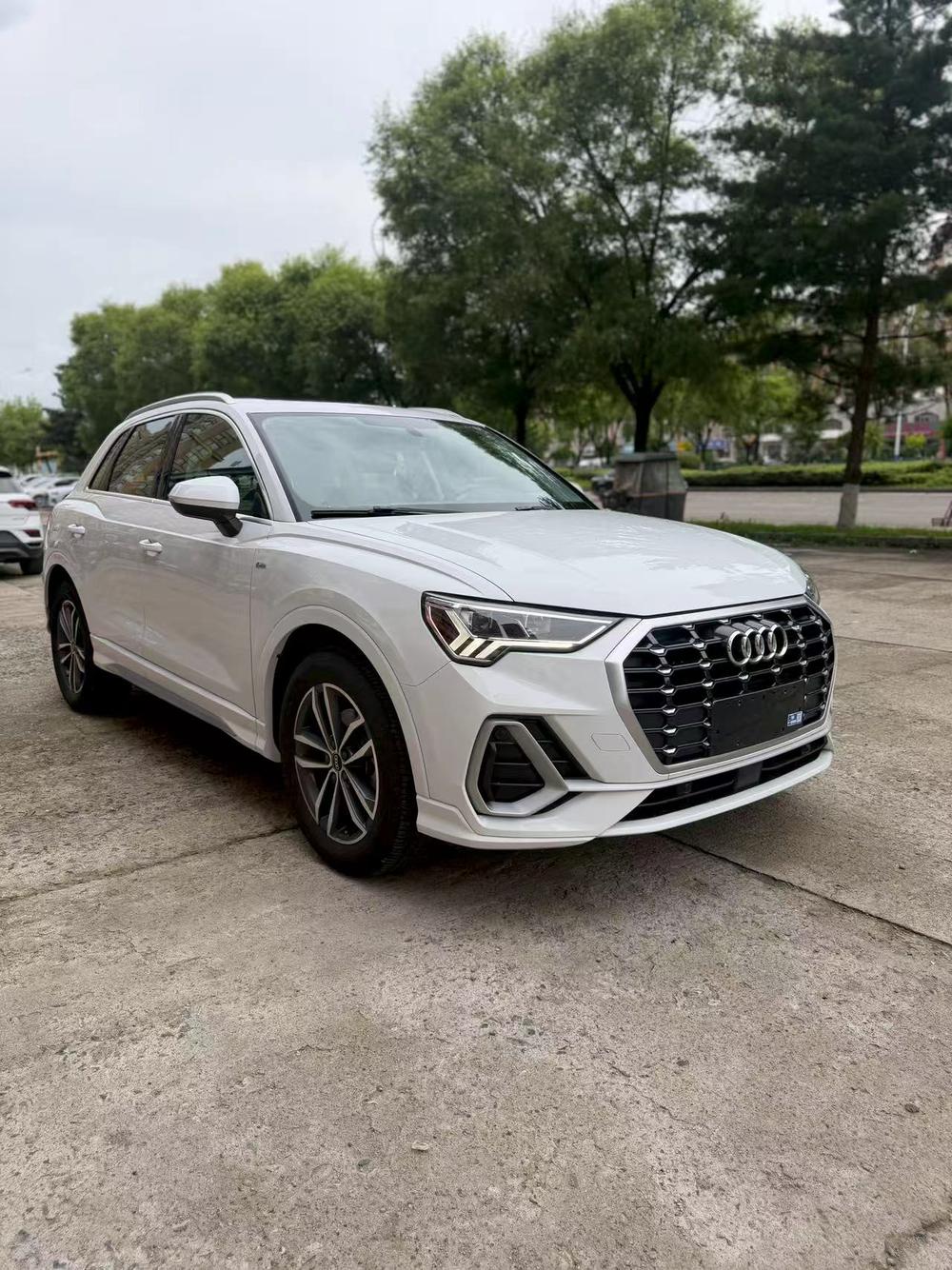 Audi Audi Q3