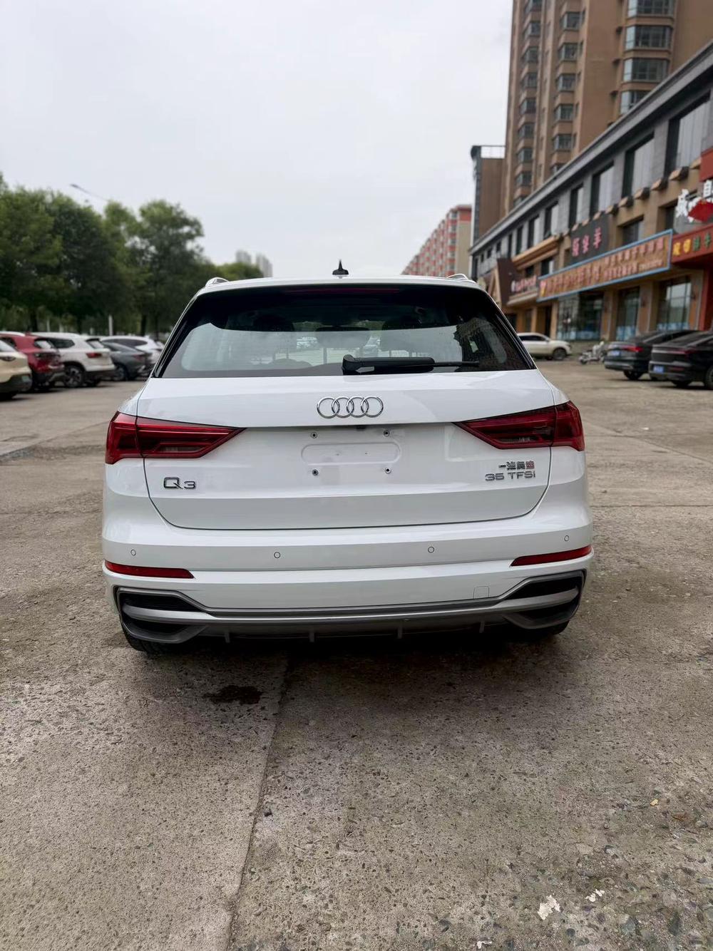 Audi Audi Q3