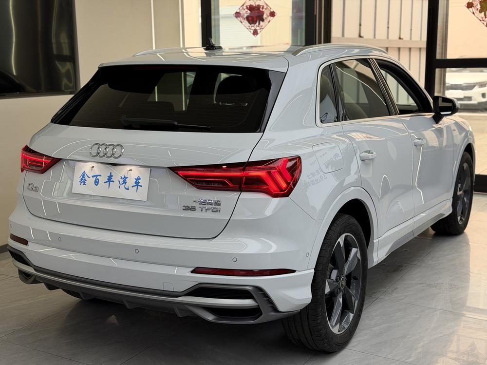 Audi Audi Q3