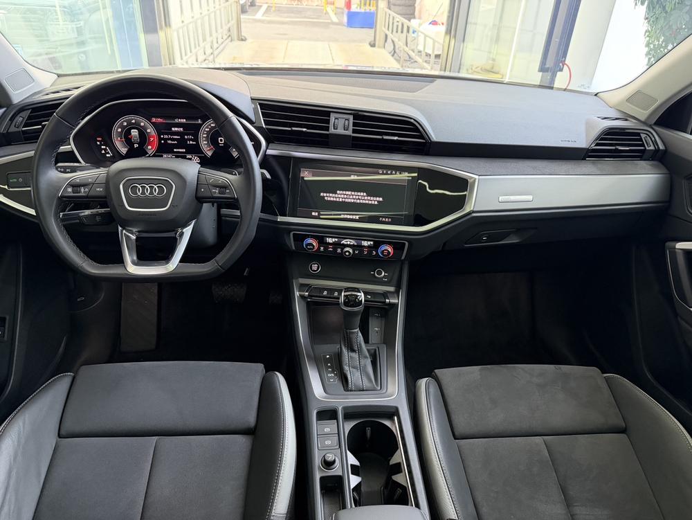 Audi Audi Q3