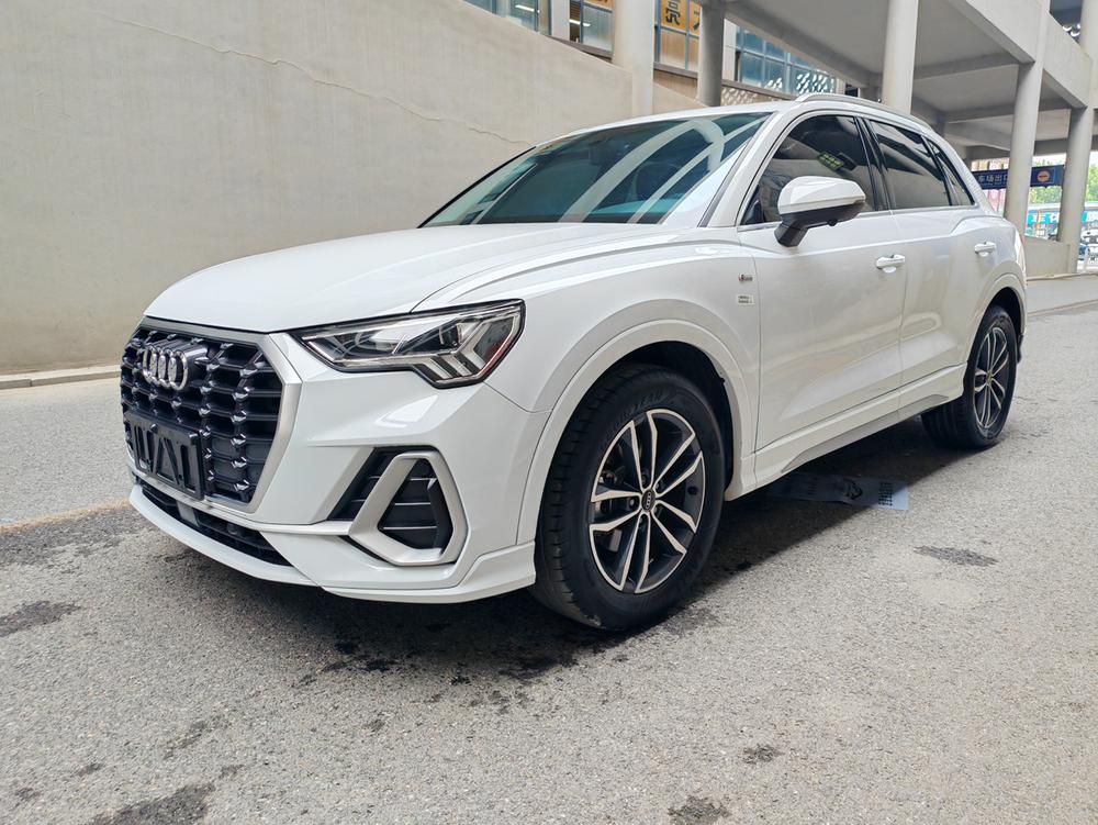 Audi Audi Q3