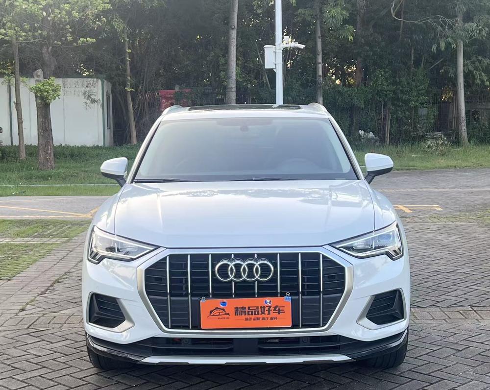 Audi Audi Q3