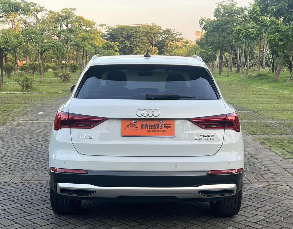 Audi Audi Q3