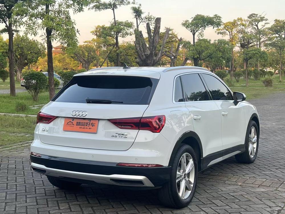 Audi Audi Q3