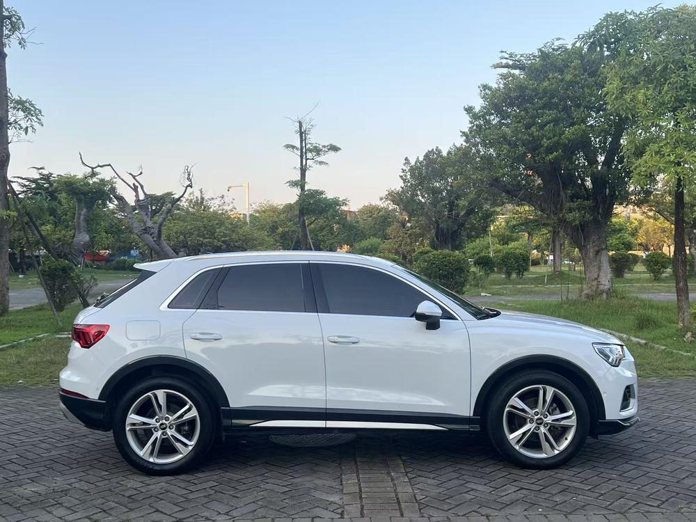 Audi Audi Q3