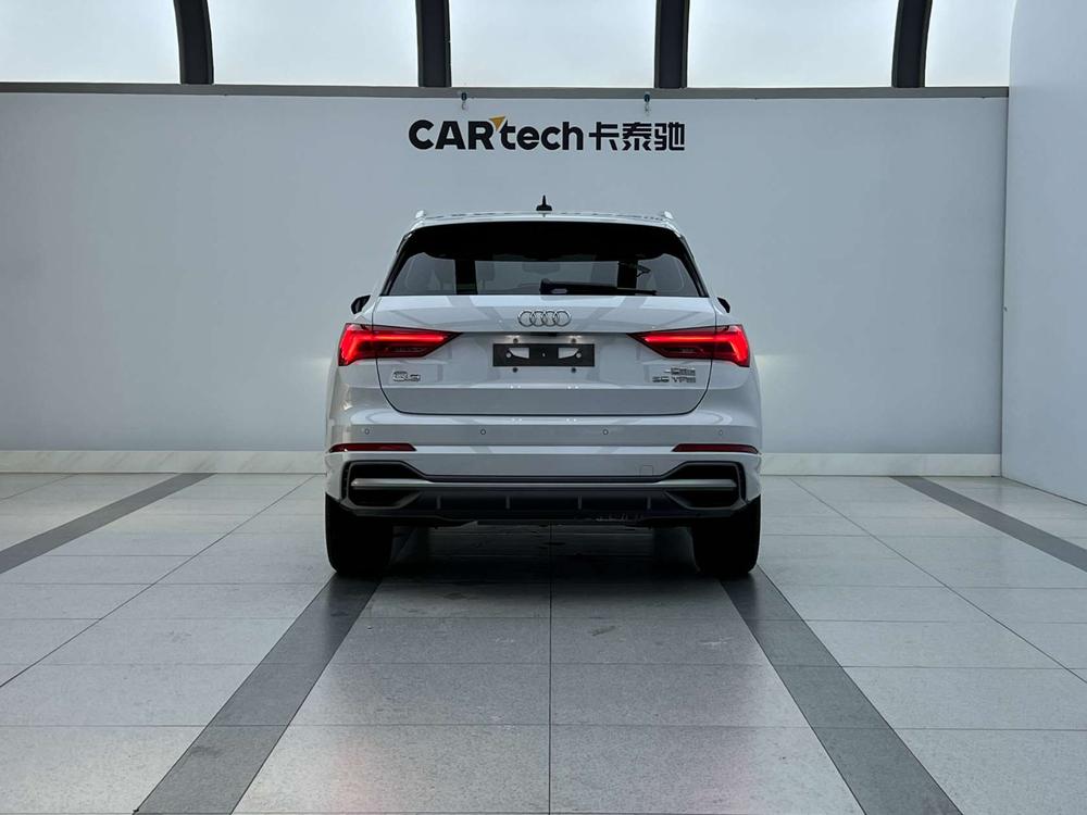 Audi Audi Q3