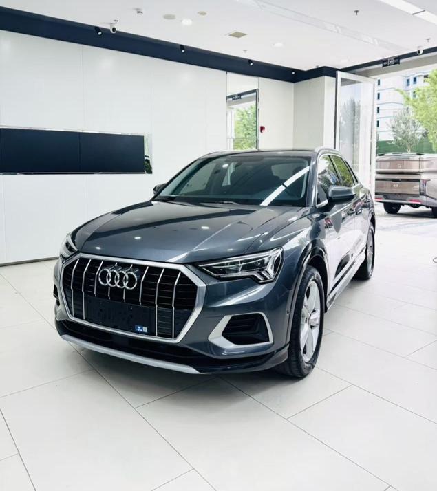 Audi Audi Q3