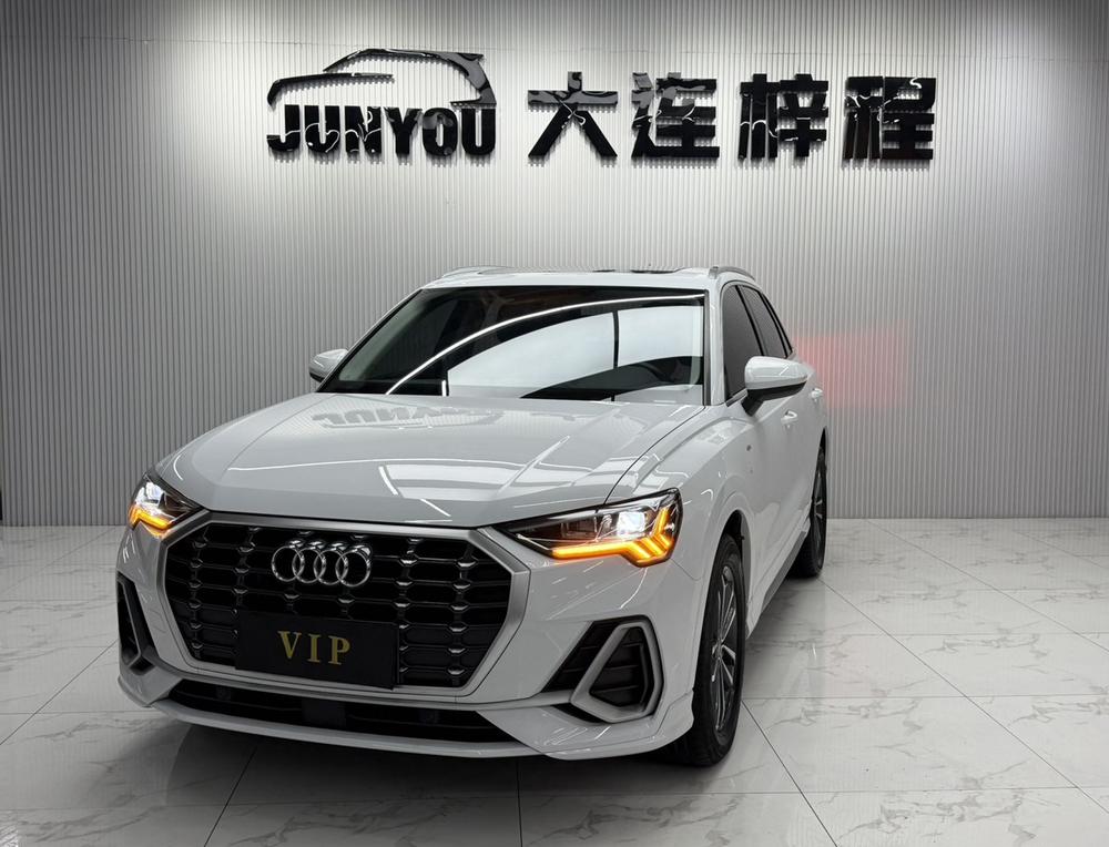 Audi Audi Q3