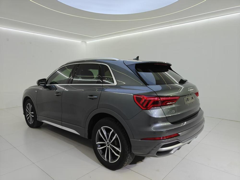 Audi Audi Q3