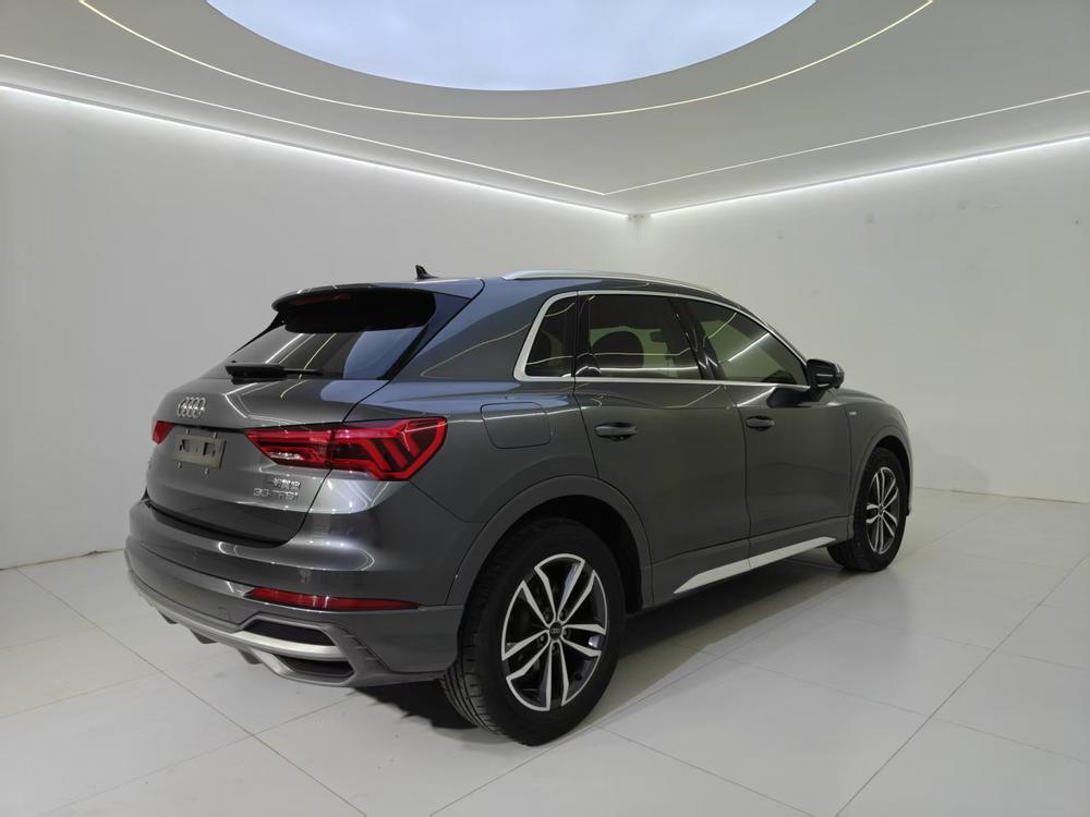 Audi Audi Q3