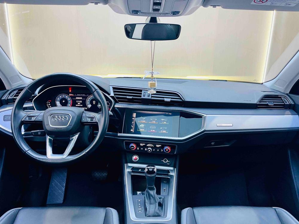 Audi Audi Q3
