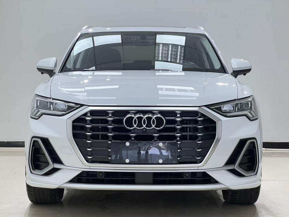 Audi Audi Q3