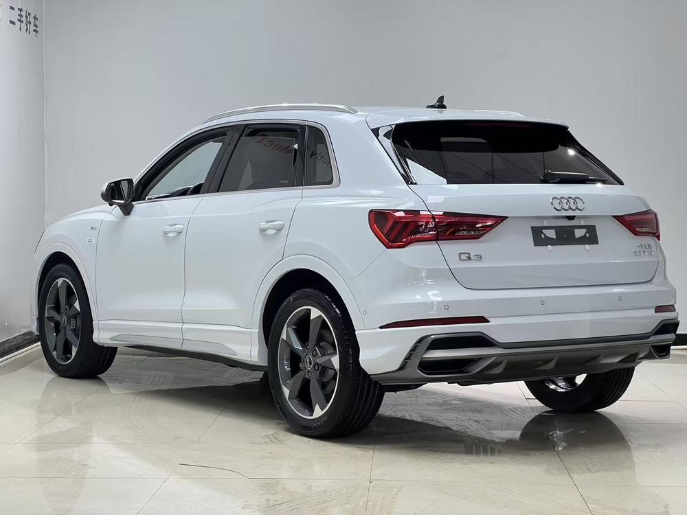 Audi Audi Q3