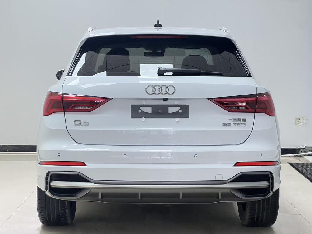 Audi Audi Q3