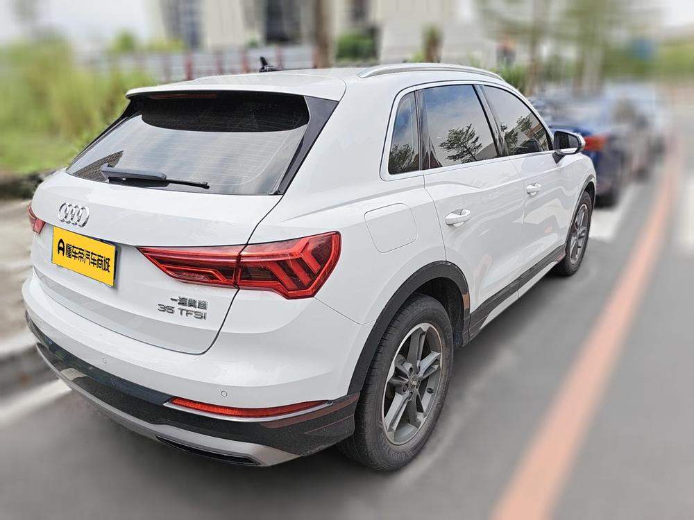 Audi Audi Q3