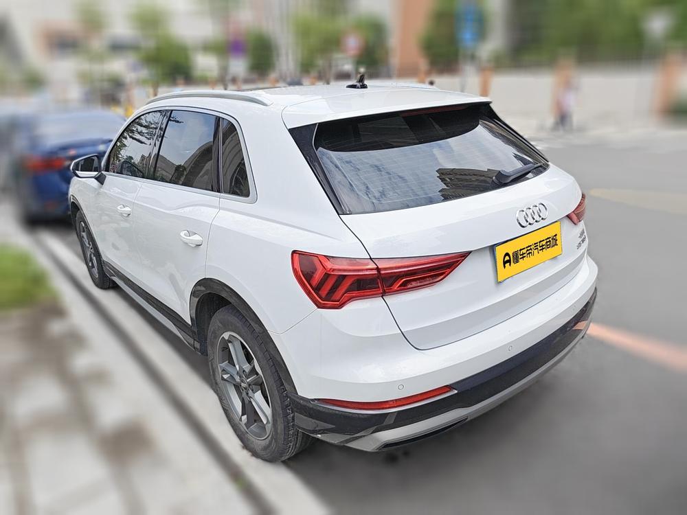 Audi Audi Q3