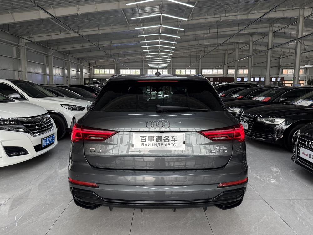 Audi Audi Q3
