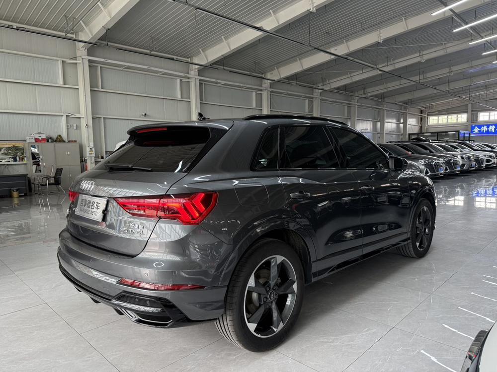 Audi Audi Q3