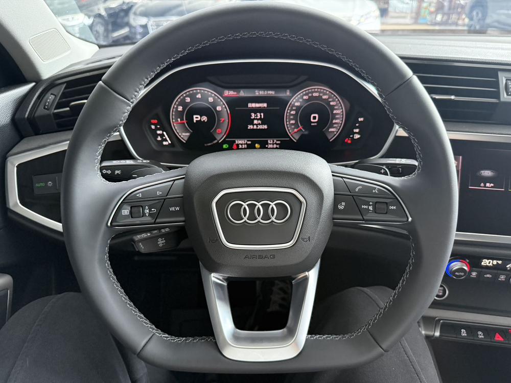 Audi Audi Q3