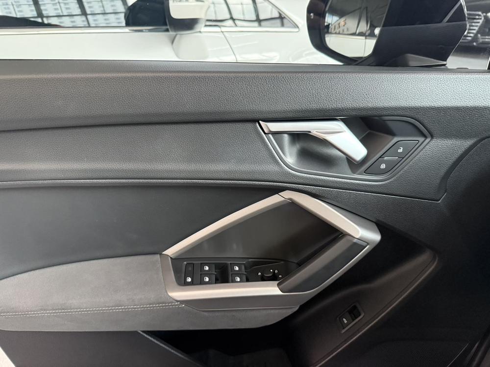 Audi Audi Q3