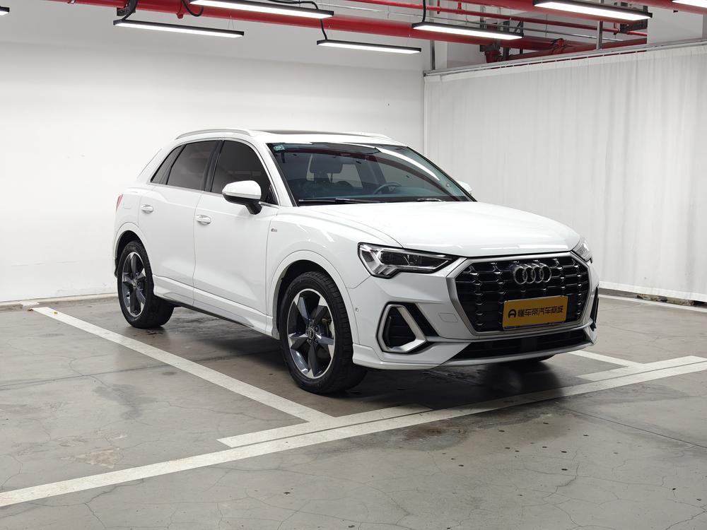 Audi Audi Q3